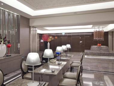 Tempus Hotel - Dadun Building