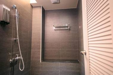 Kiwi Express Hotel-Taichung Station II