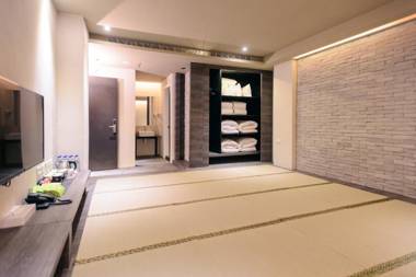 Kiwi Express Hotel-Taichung Station II