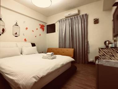 Love Fengjia Colorful Hotel