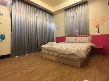 Funja Colorful Hotel