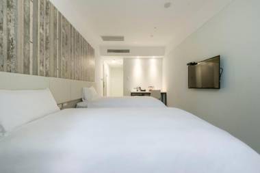 GOLD HOTEL
