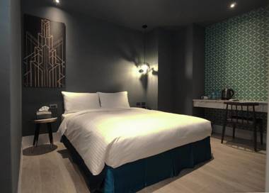 Modern Inn
