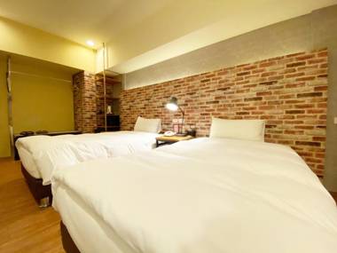 Taichung Old F Hotel