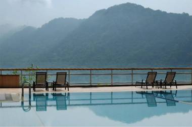 Howard Lake Resort Shihmen Dam