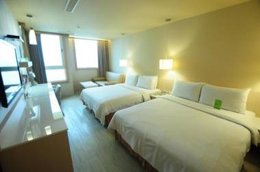 Kindness Hotel - Kaohsiung Guang Rong Pier