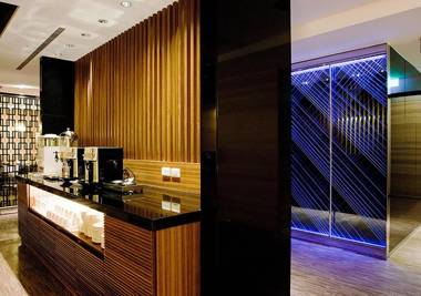 Royal Group Hotel Chang Chien Branch