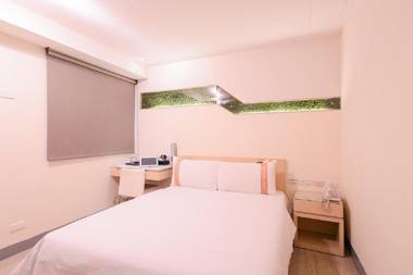 Kiwi Express Hotel - Kaohsiung Station