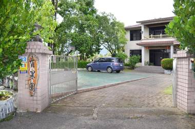 Kaohsiung Meinong Rabbit Paul Homestay B&B