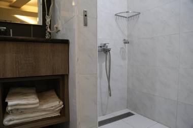 德瑞旅店Direct Hotel