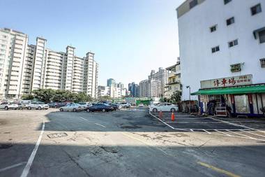 Welcome The Sun Enjoy The Moon