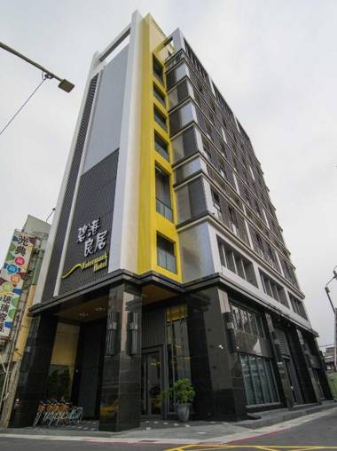 Watermark Hotel Kaohsiung Main Station