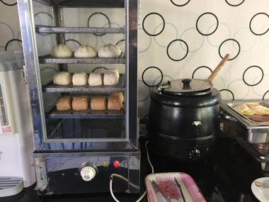 Treasure Island Motel - Renwu