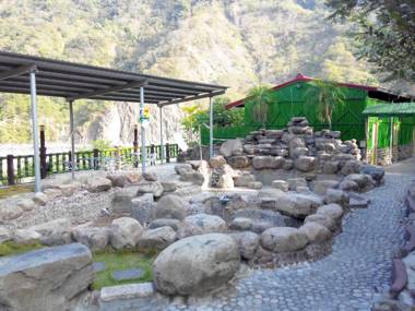 Fun Chen Resort Hotel