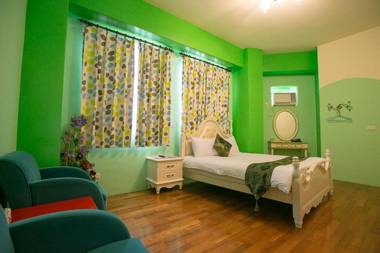 Happiness Hanada B&B