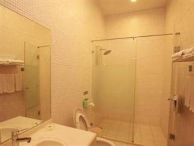 Cloudtop Landscape Hotel