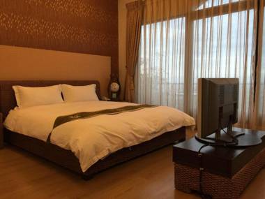 Cloudtop Landscape Hotel