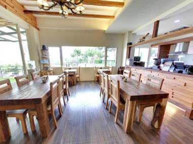 Cao Hai Tong Seaview Bed and Breakfast