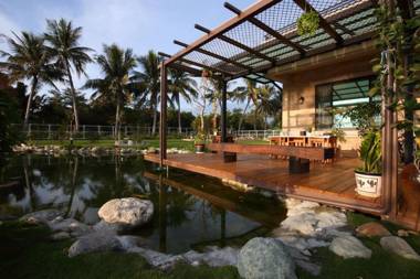 The-Wonderland Bed and Breakfast