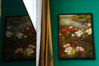 Bravo Ling Jing Hotel