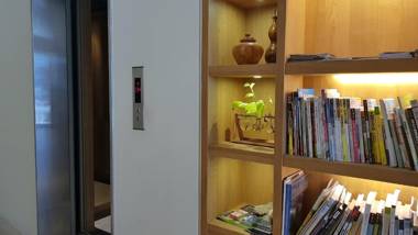 Station 100 Meter B&B