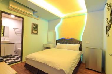 Amir B&B(train station&elevator)