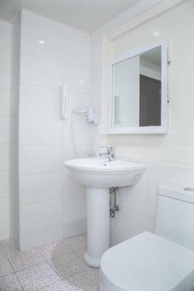 Happy Castle Cottage