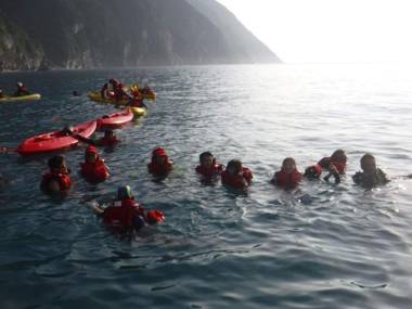 五葉松民宿-電梯民宿 近慈濟中小學及慈科大及人社院