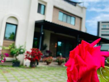 Jifun Flower Meanings