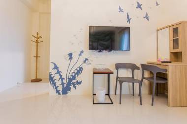 When Happiness Knock your Door