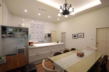 Butterfly Lovers' B&B