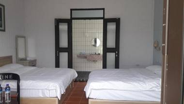 Kelly Field Homestay