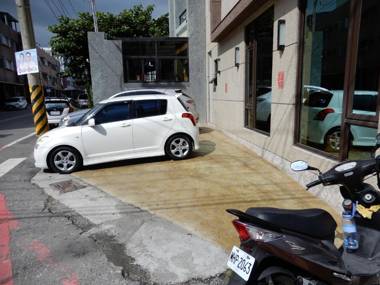 Happy Wing Guesthouse