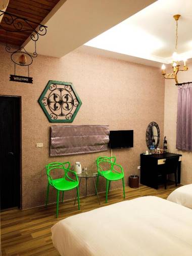 Propitious Castle B&B