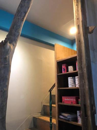 好人青旅-近火車站-背包客房附共用衛浴