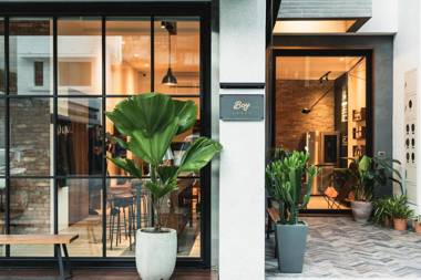 Boy apartment -Adult only