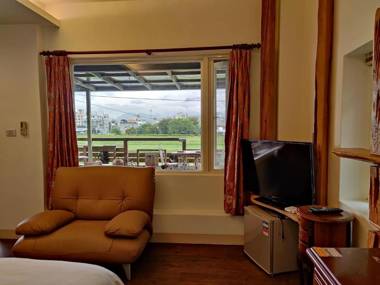 Two Dots On Line Homestay