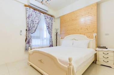 站前艾莉小屋電梯民宿