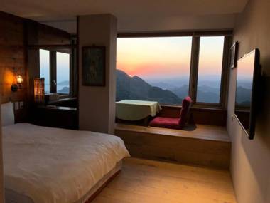 Jiufen HappyLand B&B