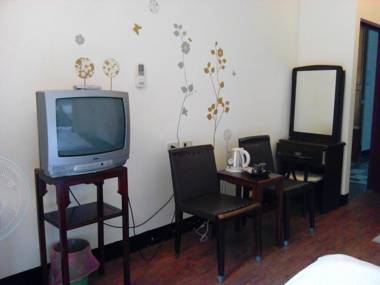 Lohas Gallery Long Stay Hostel