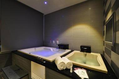 Jin Spa Resort Hotel