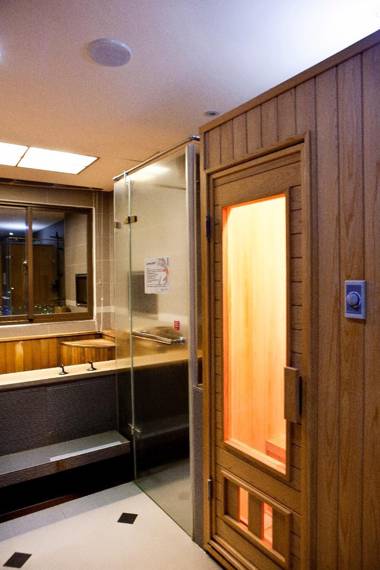 Yanminshan Jia Xin Hot Spring Resort