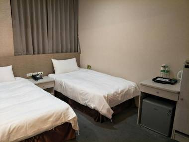 Shun-yi Business Hotel