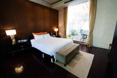 Her Home Spa Motel Chiayi