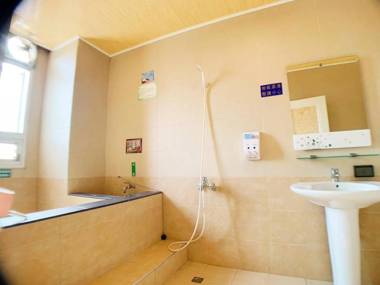 Li Quan Hot Spring Resort