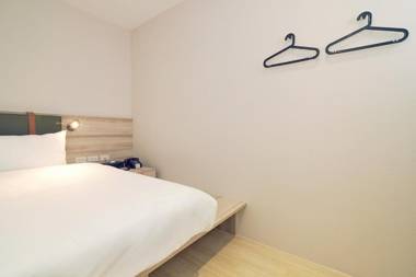 CHECK Inn Express New Taipei Tamsui