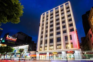 F HOTEL Luzhou Taipei