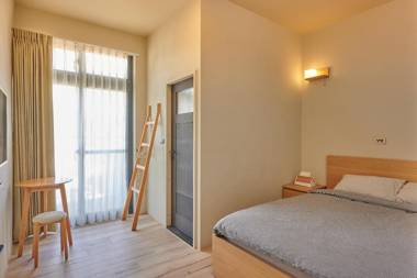 Japanese style日式風格小屋:陽光房(獨立套房專屬衛浴)。桃園機場捷運高鐵交流道快速方便