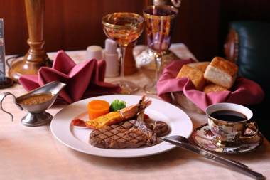 Grand Boss Hotel