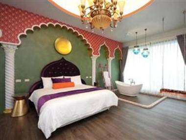 Follow Me designed B&B